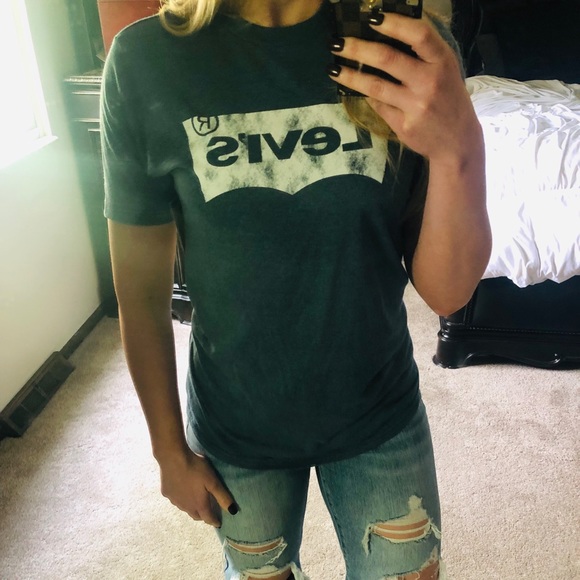 NWT supersoft unisex Levi’s T-shirt! - Picture 7 of 7